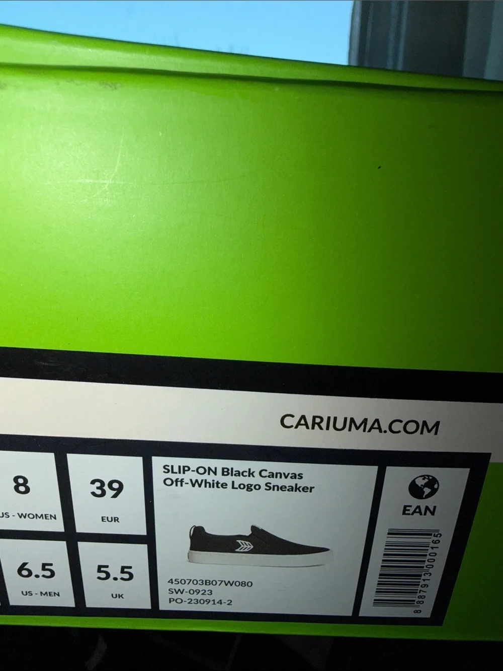 Cariuma classic effortlessly